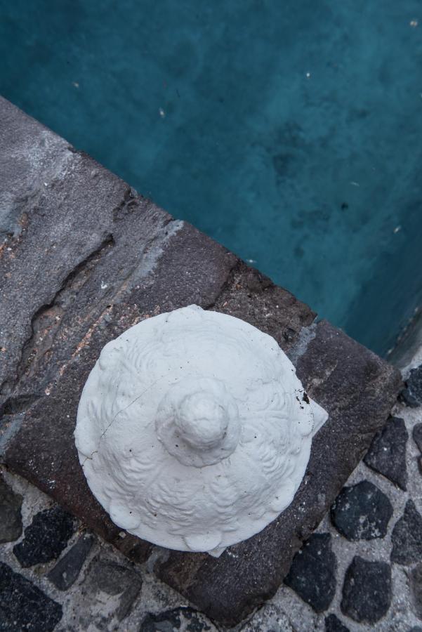 Hiraeth Santorini Hotel Megalochori  Exterior photo